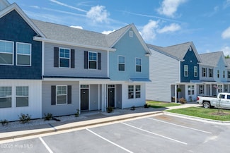 321 Starfish Ln, North Topsail Beach, NC 28460