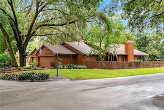 26 E Village Dr, Oviedo, FL 32765