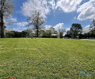 412 S Patterson St, Forest, OH 45843