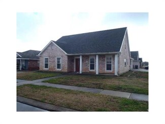 3401 Hazel Dr, Meraux, LA 70075