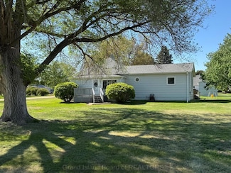 790 E Clark St, Hastings, NE 68901