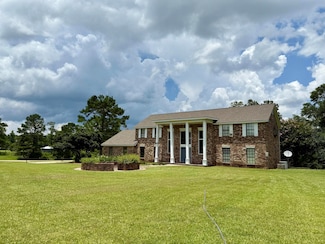 405 Lillis Rd, Columbia, MS 39429
