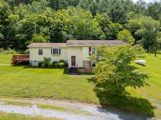 745 Pinch Creek Rd, Bland, VA 24315