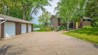 2270 Manning Trail N, Lake Elmo, MN 55042