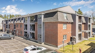 70 Bluestone Dr, Nashua, NH 03060