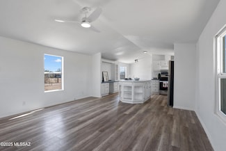 7697 N Steele Dr, Tucson, AZ 85743