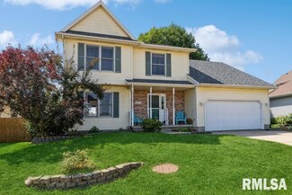 2411 W 61st St, Davenport, IA 52806