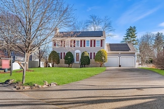 5 Reeves Rd, Maynard, MA 01754