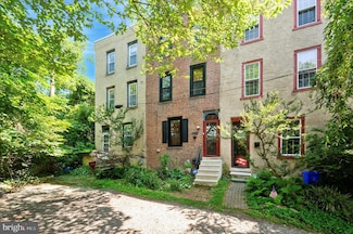 4343 Boone St, Philadelphia, PA 19128