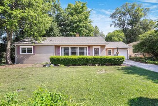 812 Ventura Rd, Champaign, IL 61820
