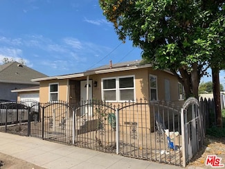 3717 Raymond Ave, Los Angeles, CA 90007