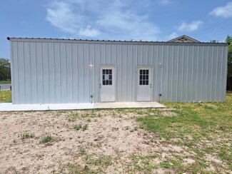 615 S Shore Dr, Port Isabel, TX 78578
