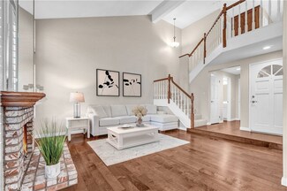 6054 E Morningview Dr Unit 9, Anaheim, CA 92807
