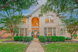 12123 Maple Leaf Ln, Stafford, TX 77477