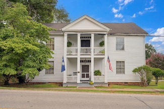 140 S Mechanic St, Pendleton, SC 29670