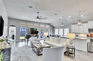 4229 Mercer Rd, Georgetown, TX 78628
