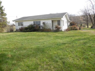 9000 Kingsport Hwy, Chuckey, TN 37641