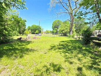 3208 Simmons St, Houston, TX 77004
