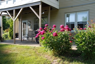 285 E Side Dr, Concord, NH 03301