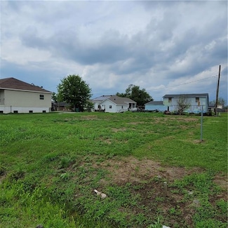 604 Cypress St, Raceland, LA 70394