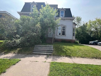 504 3rd St W, Ashland, WI 54806