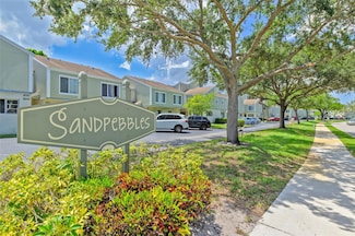 8003 Lagos de Campo Blvd Unit M4, Tamarac, FL 33321
