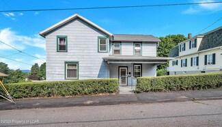 903 Grove St, Avoca, PA 18641