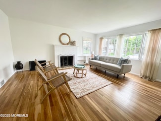 612 Myrtle Ave, Allenhurst, NJ 07711