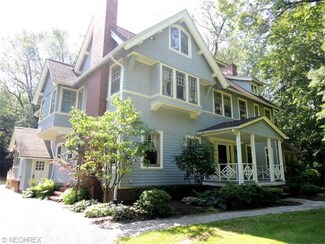 11926 Lake Shore Blvd, Cleveland, OH 44108