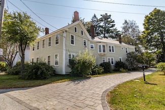 7 Potter St, Brunswick, ME 04011