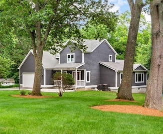 7 Bay Meadow Rd, Berkley, MA 02779