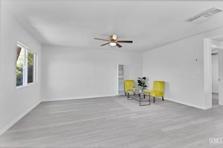 131 Oak St, Taft, CA 93268