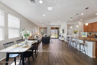 2313 E Beautiful Ln, Phoenix, AZ 85042