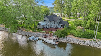 1415 Blackhawk Trail, Benton Harbor, MI 49022