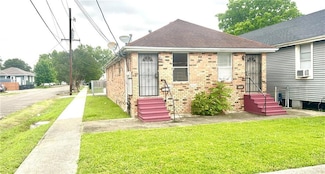 2841 O'Reilly St, New Orleans, LA 70119