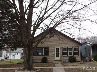 607 N Center St, Lacon, IL 61540