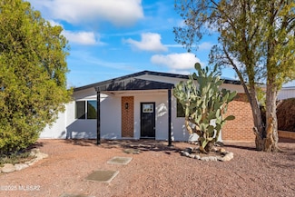 5011 E Scarlett St, Tucson, AZ 85711