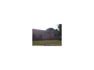 7940 N Middlefork Rd, Dupont, IN 47231