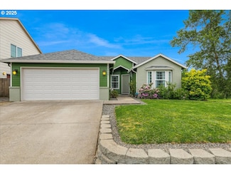 15825 SE Upman Way, Damascus, OR 97089