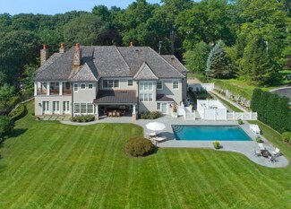 22 Cornelia Dr, Greenwich, CT 06830