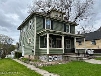 4 Park Ave, Whitehall, NY 12887