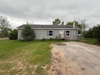212 N Cass St, Mio, MI 48647