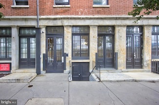 38 N Front St Unit 1E, Philadelphia, PA 19106