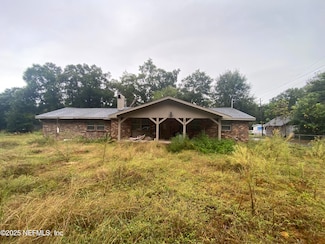 622 Ayer St, Molino, FL 32577