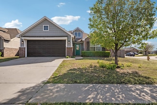 3928 W 105th Place S, Jenks, OK 74037