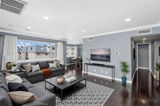 18611 Collins St Unit E26, Tarzana, CA 91356
