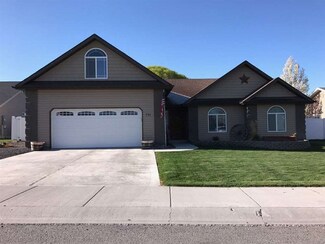 711 Pine St, Filer, ID 83328