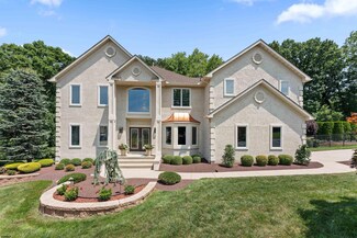 16 En Provence, Cherry Hill, NJ 08003