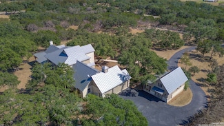 1420 Waterstone Pkwy, Boerne, TX 78006