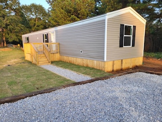 1596 Dean Dr, Prattville, AL 36067